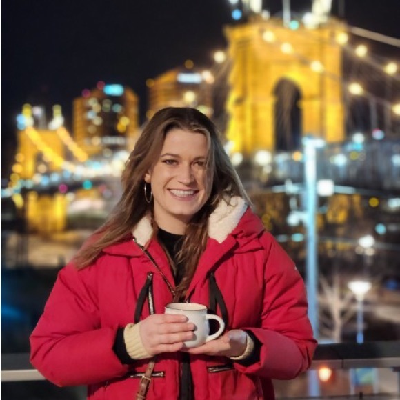 Meet your Posher, Jessica - Picture 4 of 4